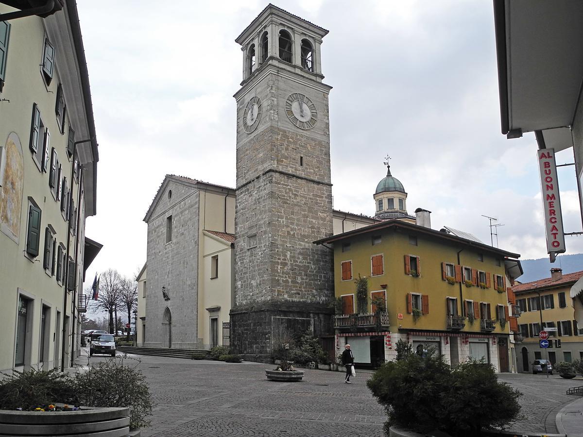 Albergo Al Tarcentino Tarcento Exteriör bild